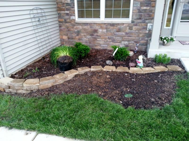 trendy-front-yard-landscaping-plans