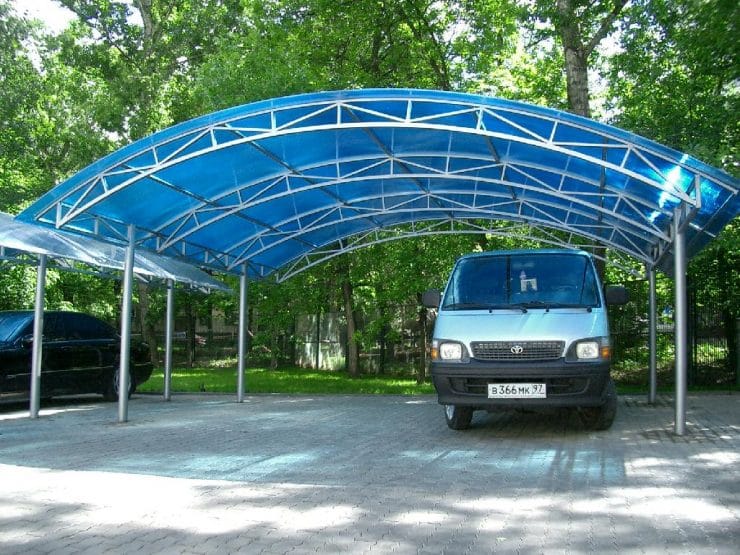 Крыша из поликарбоната - инструкция по установке и лучшие идеи дизайна (64 фото)