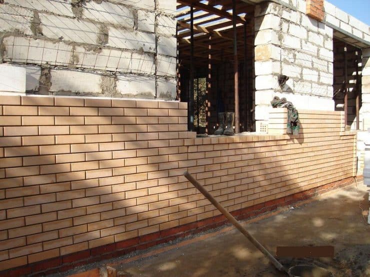 Стена из кирпича - секреты кладки от каменщиков. 89 фото постройки несущих стен и перегородок