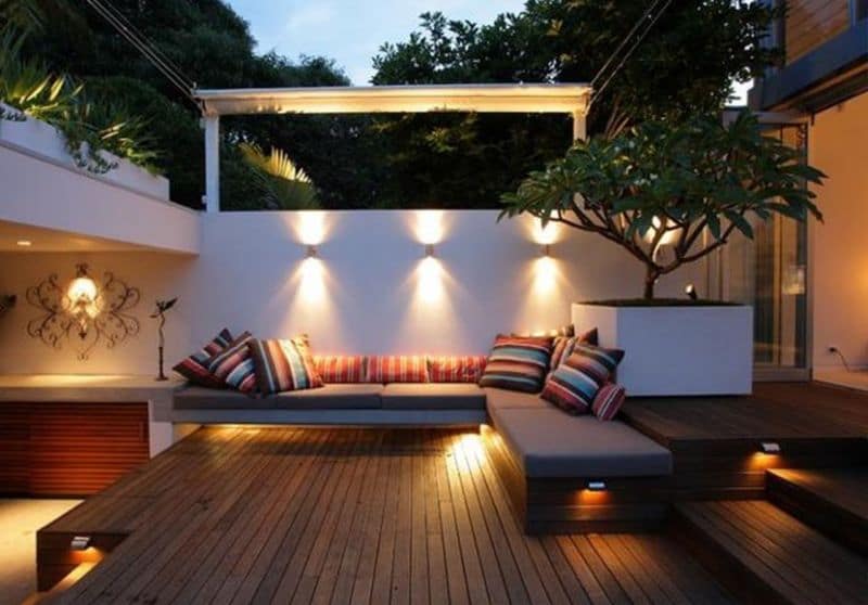 lookathome-ru_idei-nebolshih-gorodskih-patio-foto_1