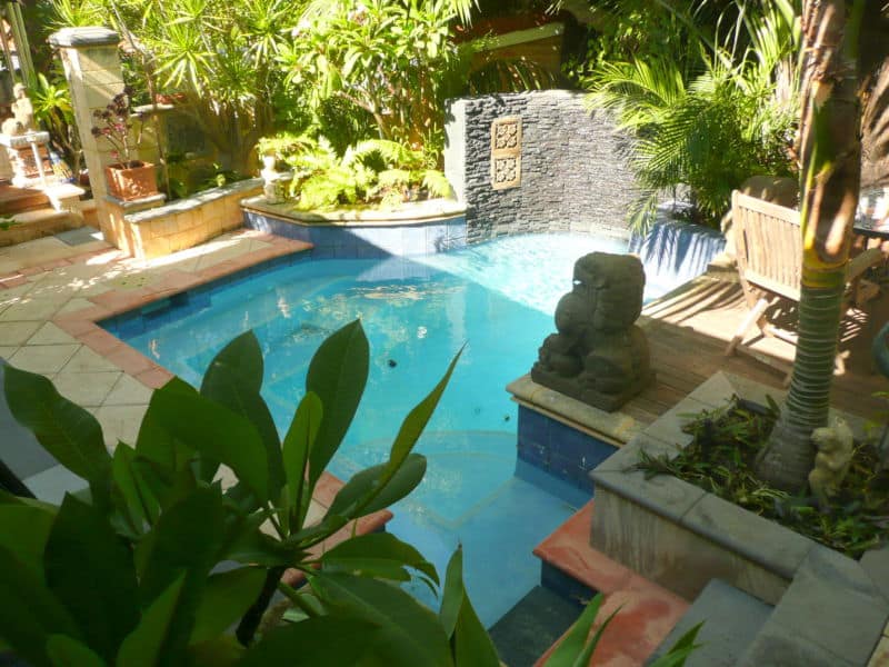 backyard-landscaping-ideas-swimming-pool-design-homesthetics-23