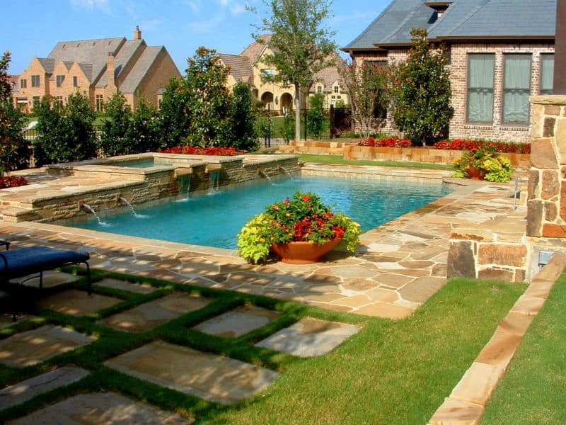 backyard-landscaping-ideas-swimming-pool-design-homesthetics-25