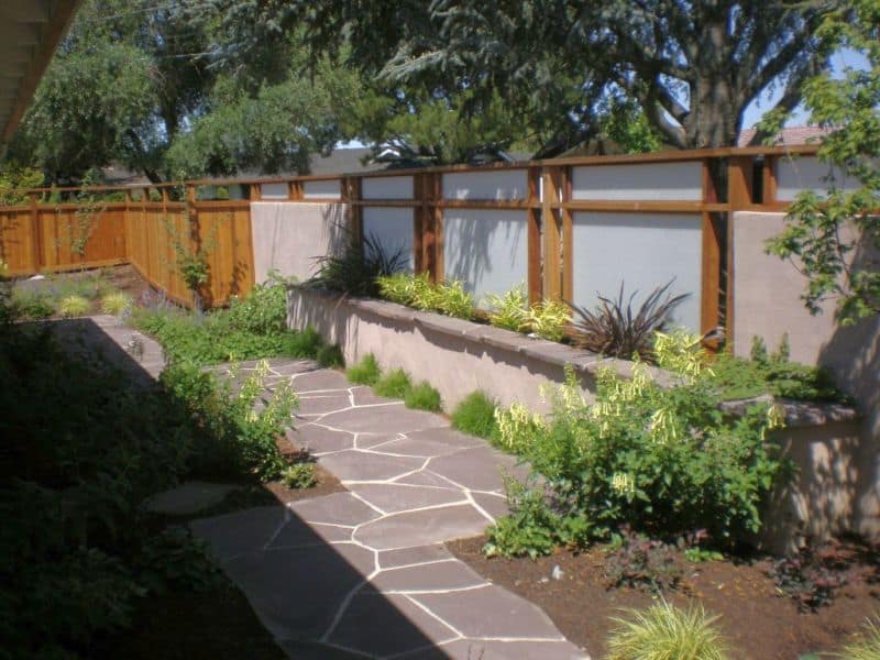 japanese-garden-backyard-design-for-long-small-backyard