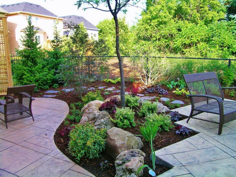 beautiful-backyard-landscaping