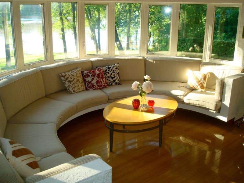 www-getbg-net_interior_round_veranda_with_sofa_087086_