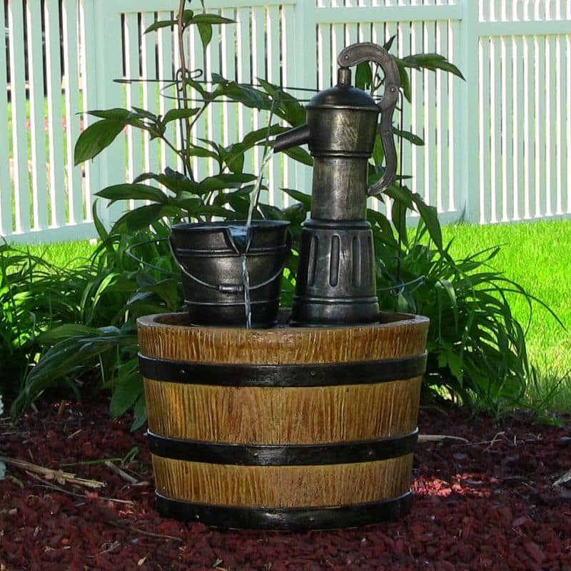 old-fashioned-water-pump-with-barrel-full2-900x900